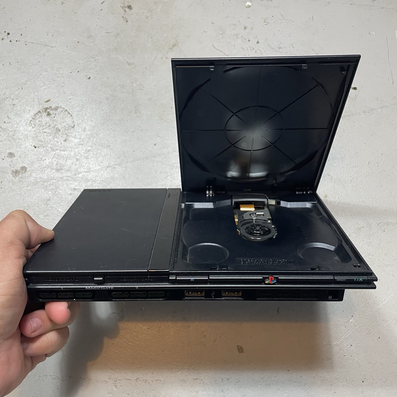 Sony PlayStation 2 PS2 Console Slim Black Bundle SCPH-70012 FOR PARTS AS IS B