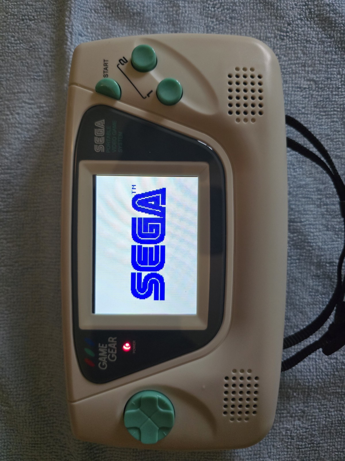 SEGA Game Gear Console – Recapped, IPS Screen, Glass lens, New shell, 2 games