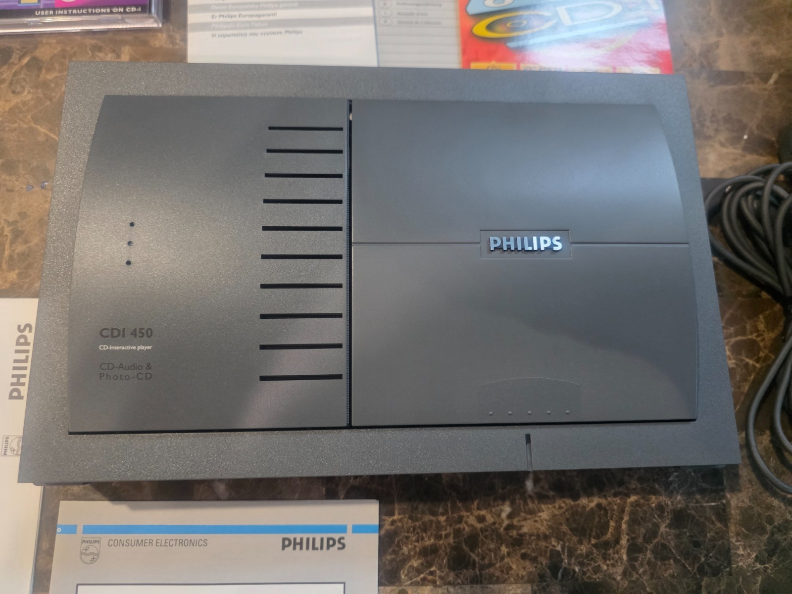 Philips 450 Model CDI (PAL) + Digital Video Cartridge + Space Ace