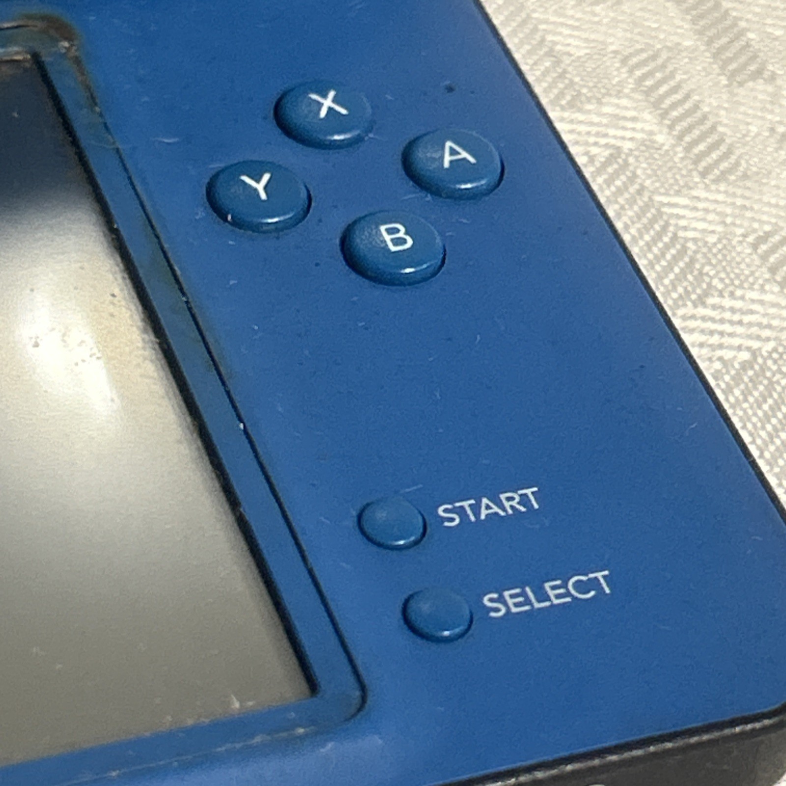 Broken Nintendo DSi XL Handheld Game Console Only C/UTL-USZ Bad LCD no battery