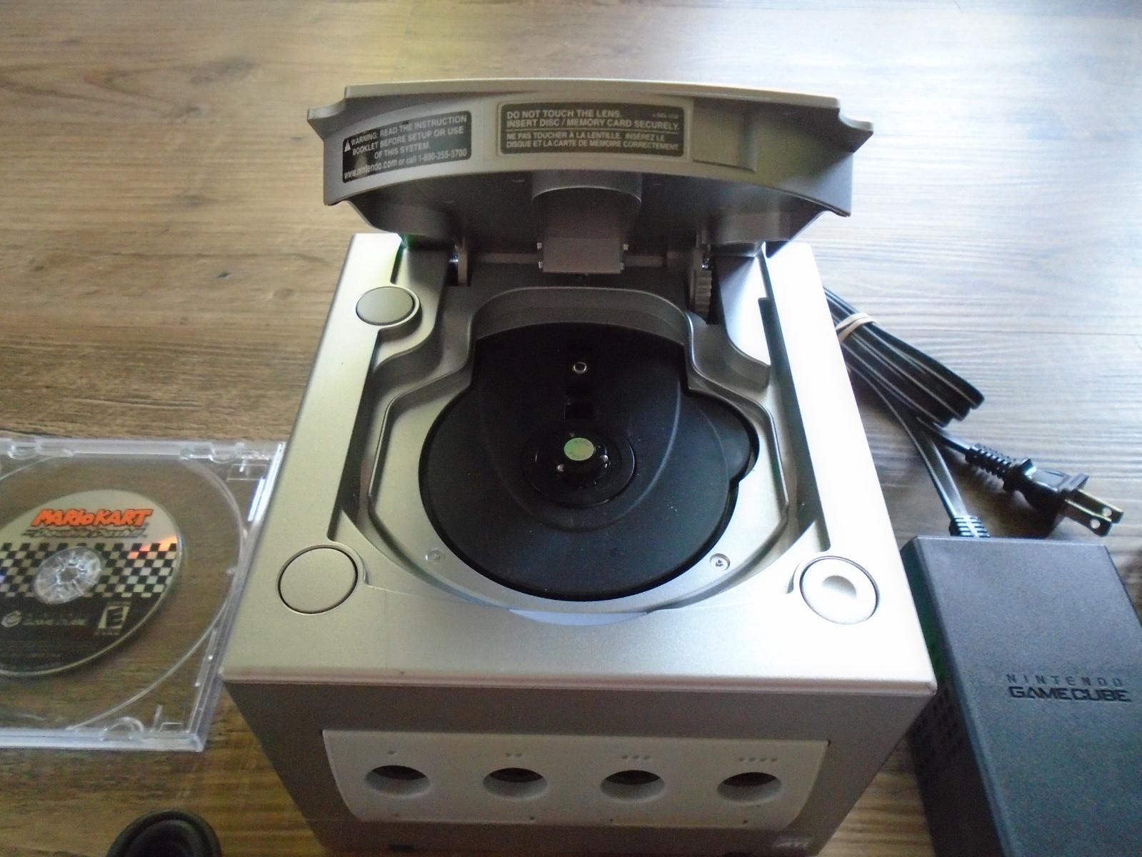 ONE OWNER GameCube console DOL-101 w/ controller, mario kart game Nintendo USA