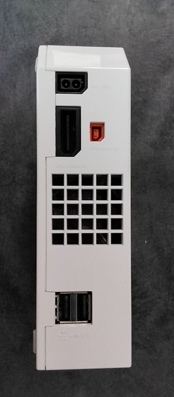 Nintendo Wii Console – White (For Parts / Not Working)