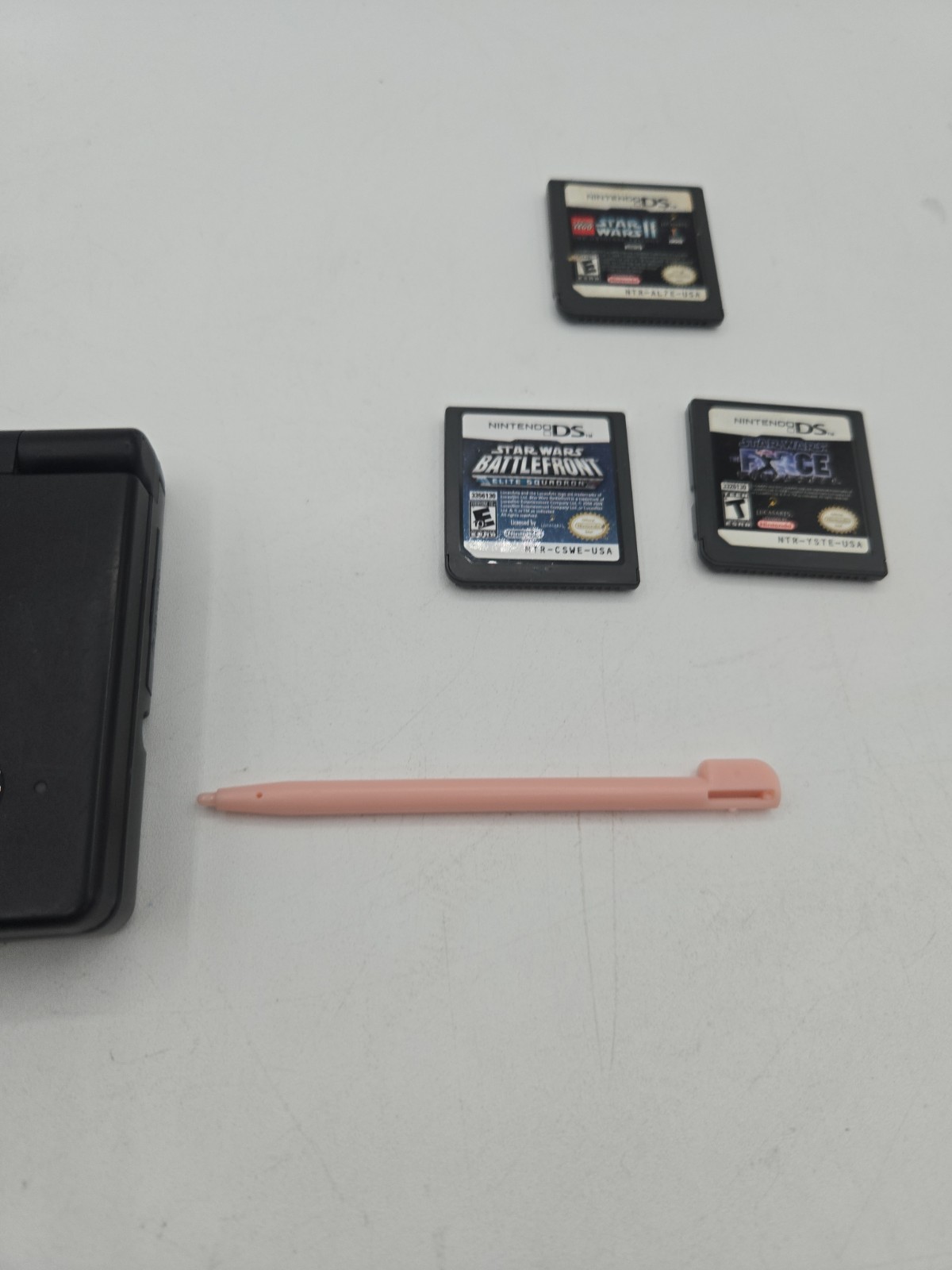 Nintendo Black DSi Handheld System Bundle Charger Star Wars Games Tested Stylus