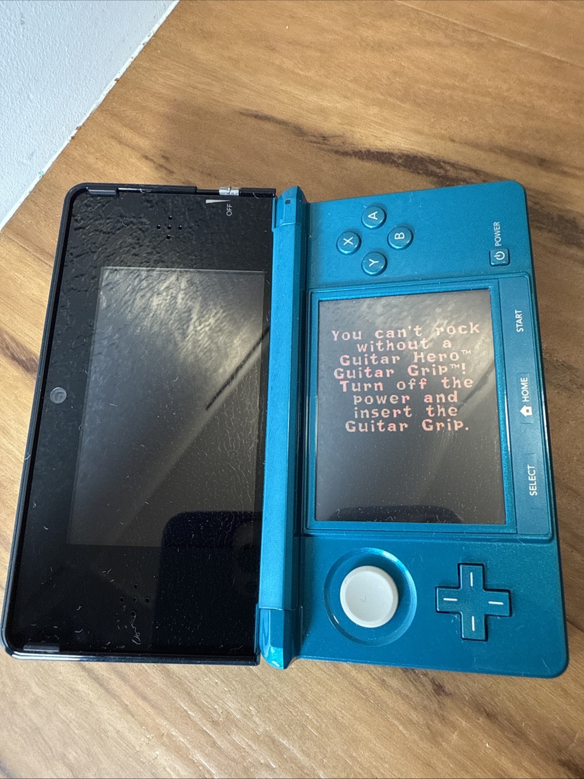 NINTENDO 3DS AQUA BLUE CTR-001: TESTED – NO Charger – W/ Guitar Hero