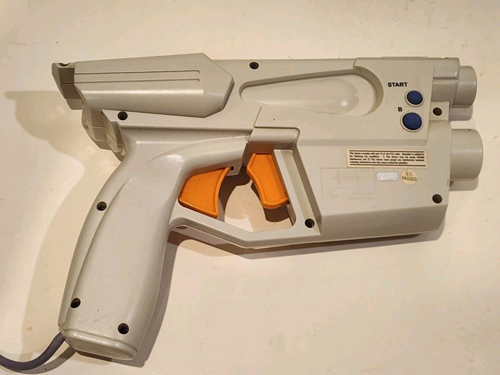 Sega Dreamcast Console Bundle HKT-3020 -Tested Working