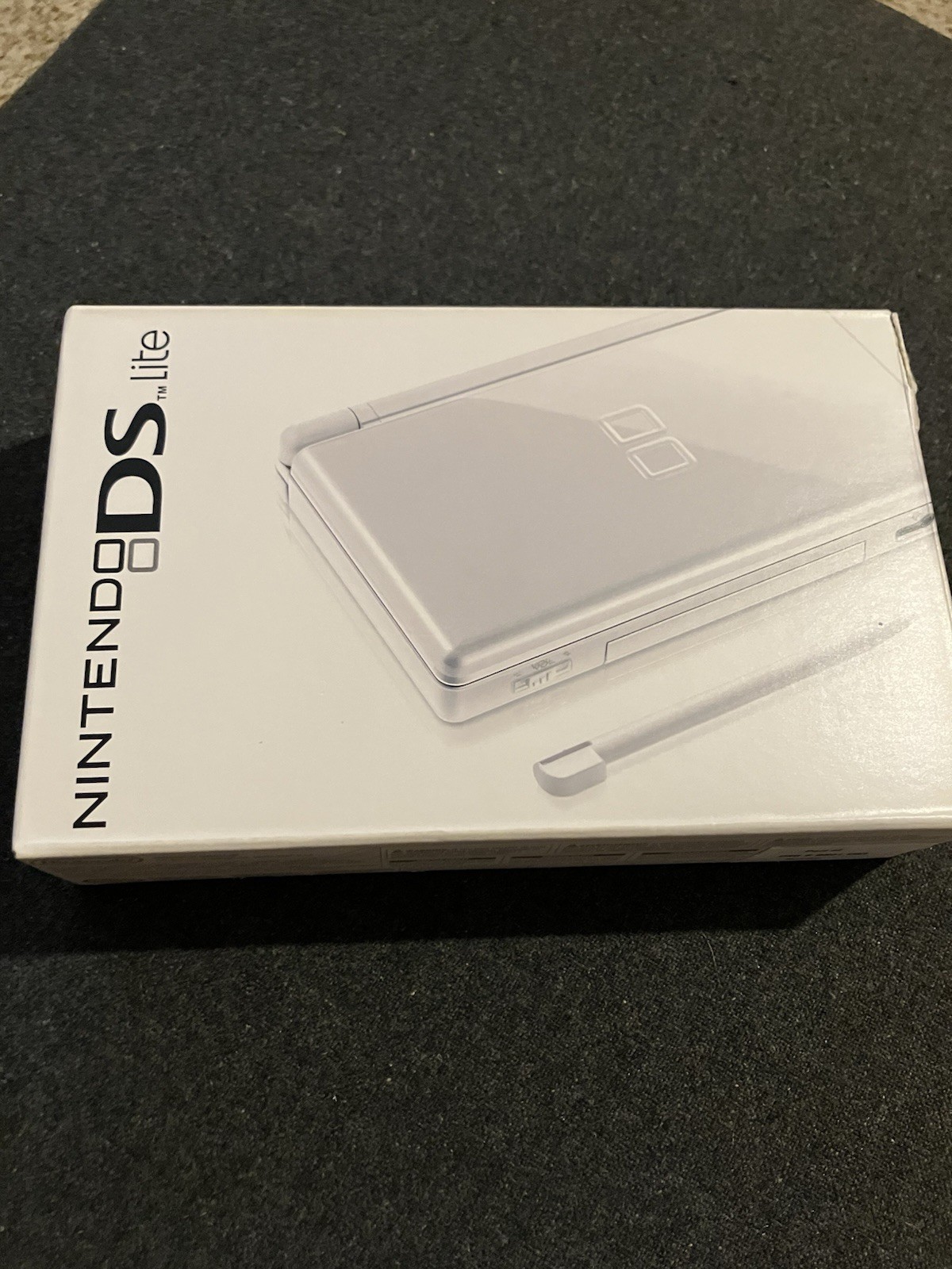 Nintendo DS Lite Polar White Handheld Console w/ Box Manuals Charger (USG-001)