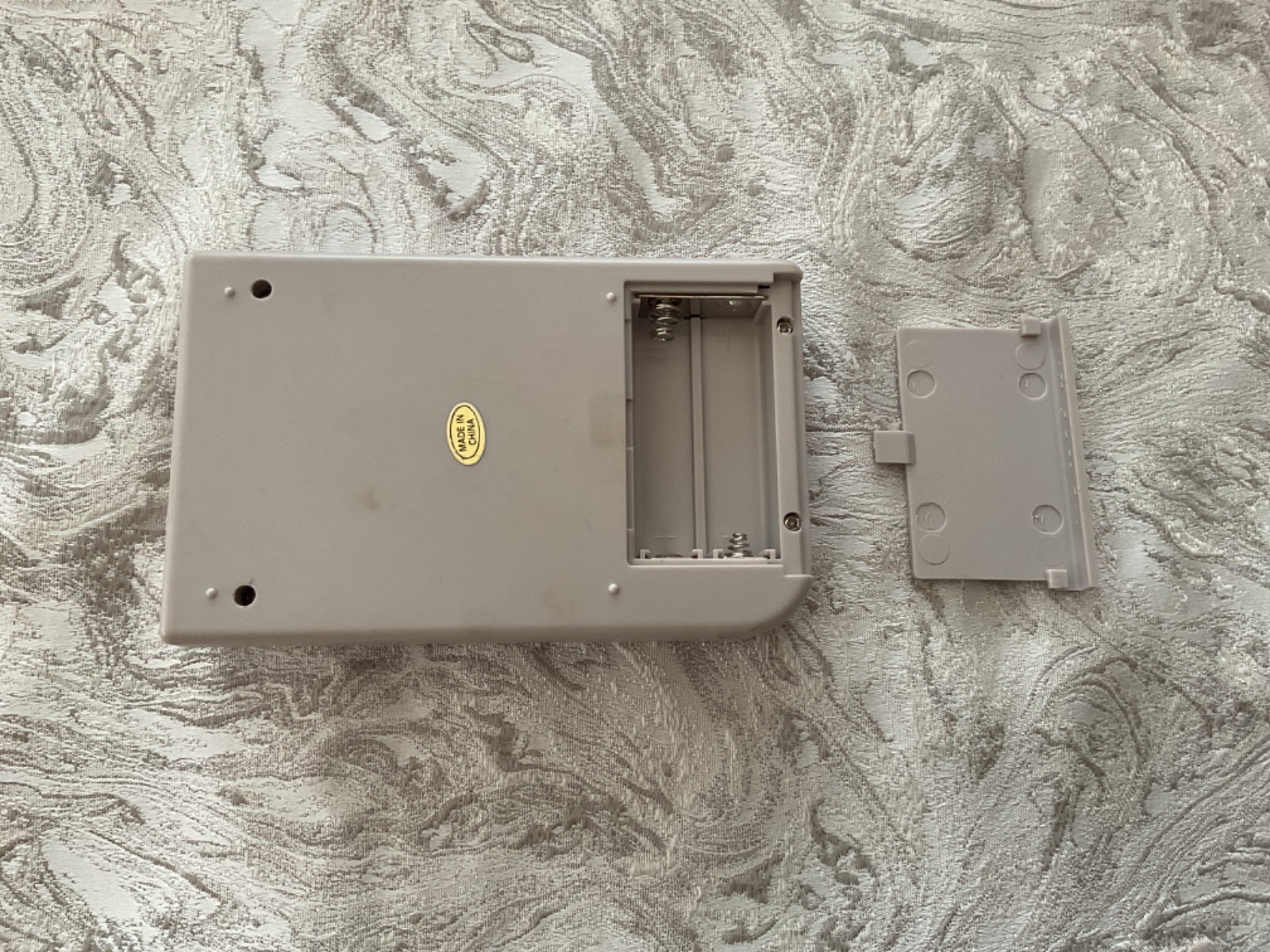 Vintage Unbranded Dinosaur Battle Handheld Game WORKS