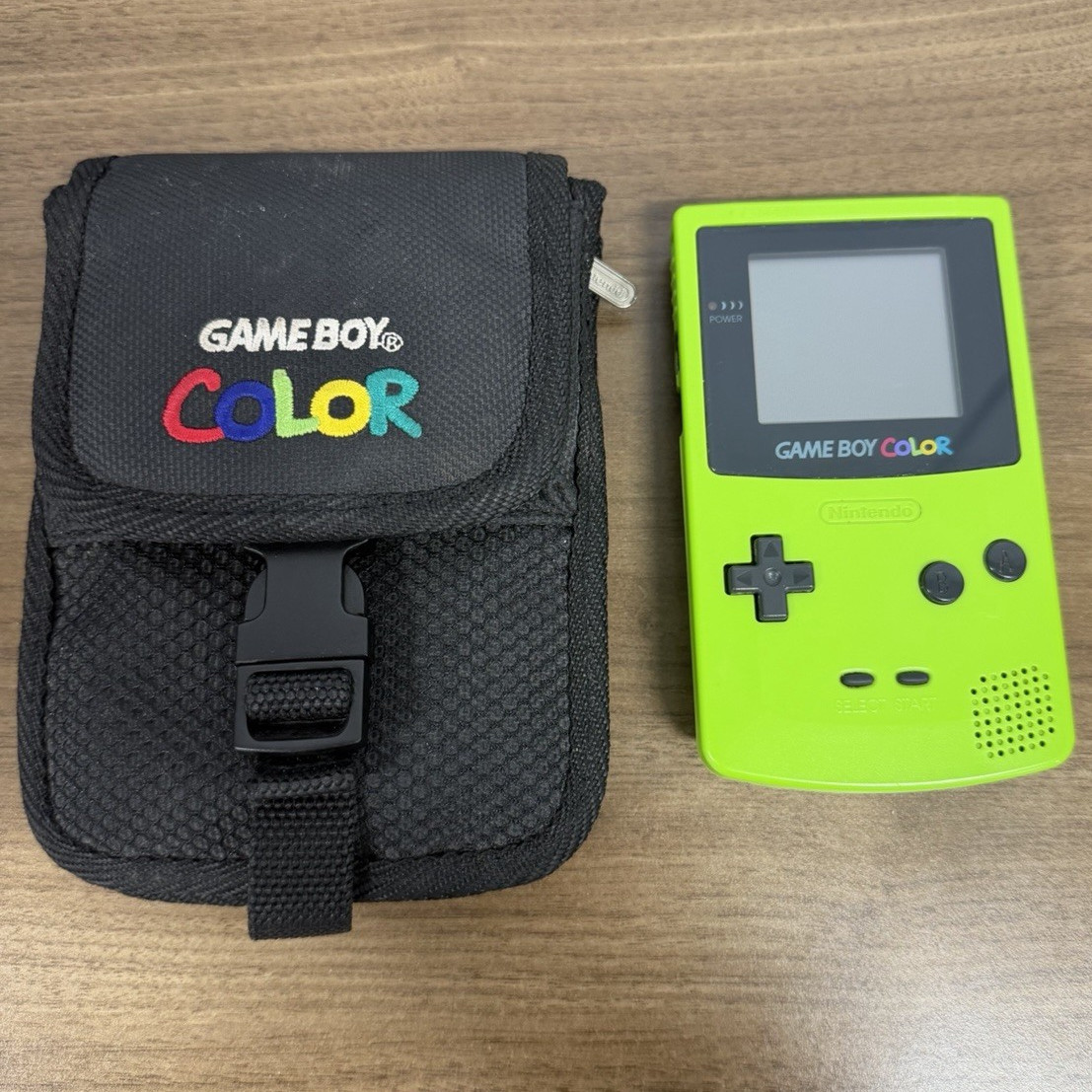 Nintendo Game Boy Color LimeGreen Handheld System CGB-001 w/ Carrying Case