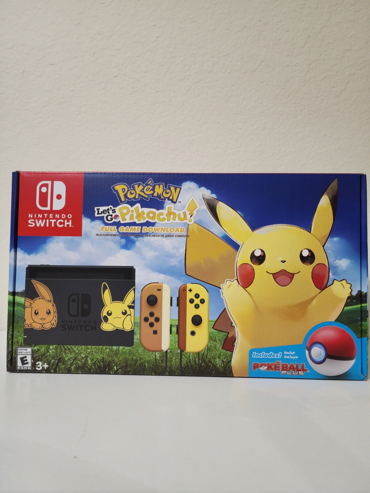 Nintendo Switch Pikachu Edition Bundle Pokemon Let’s Go Pikachu + Poke Ball Plus
