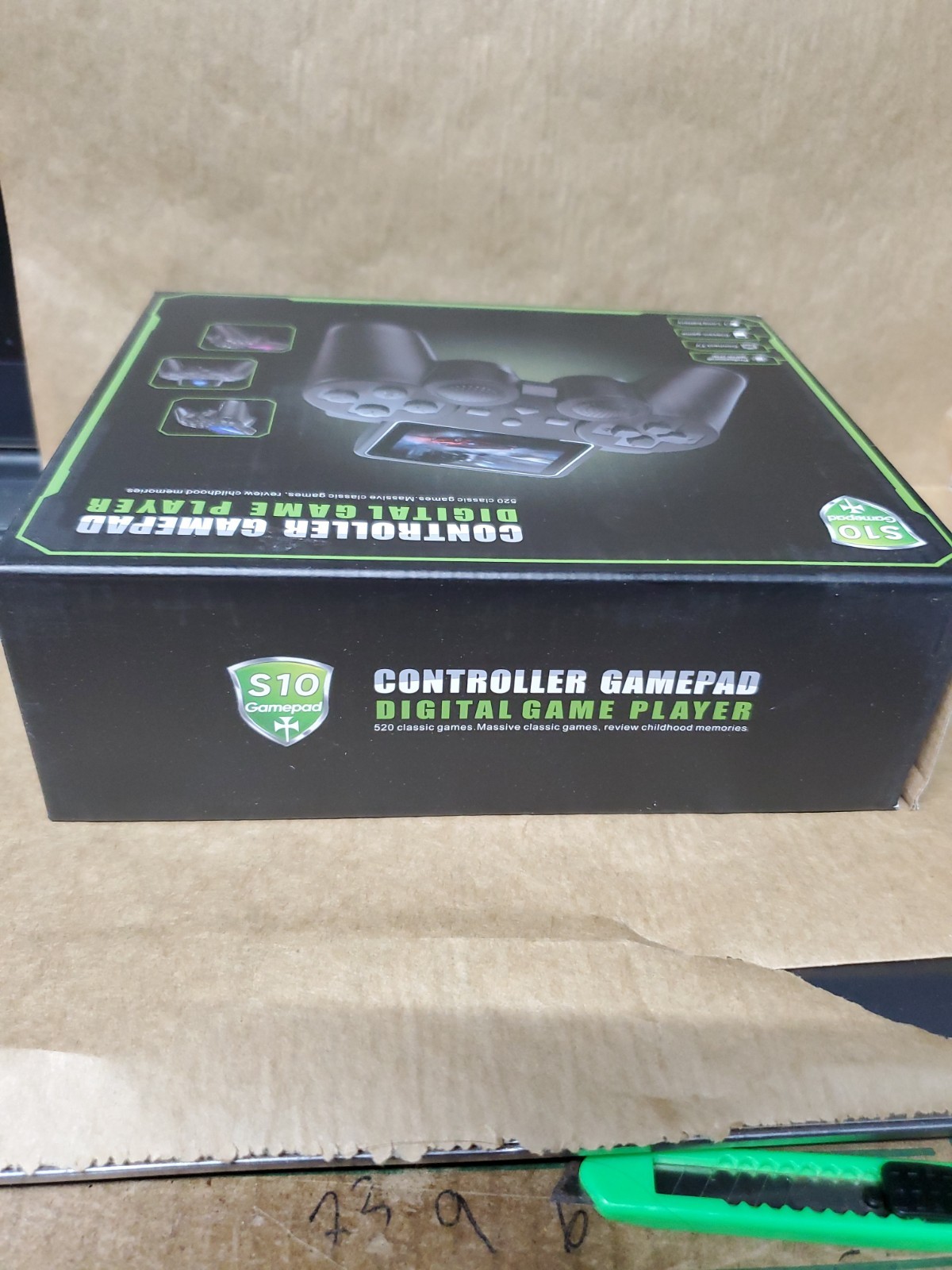 S10 Handheld Gamepad Controller Video Game Player, Black, 520 Built-In Games