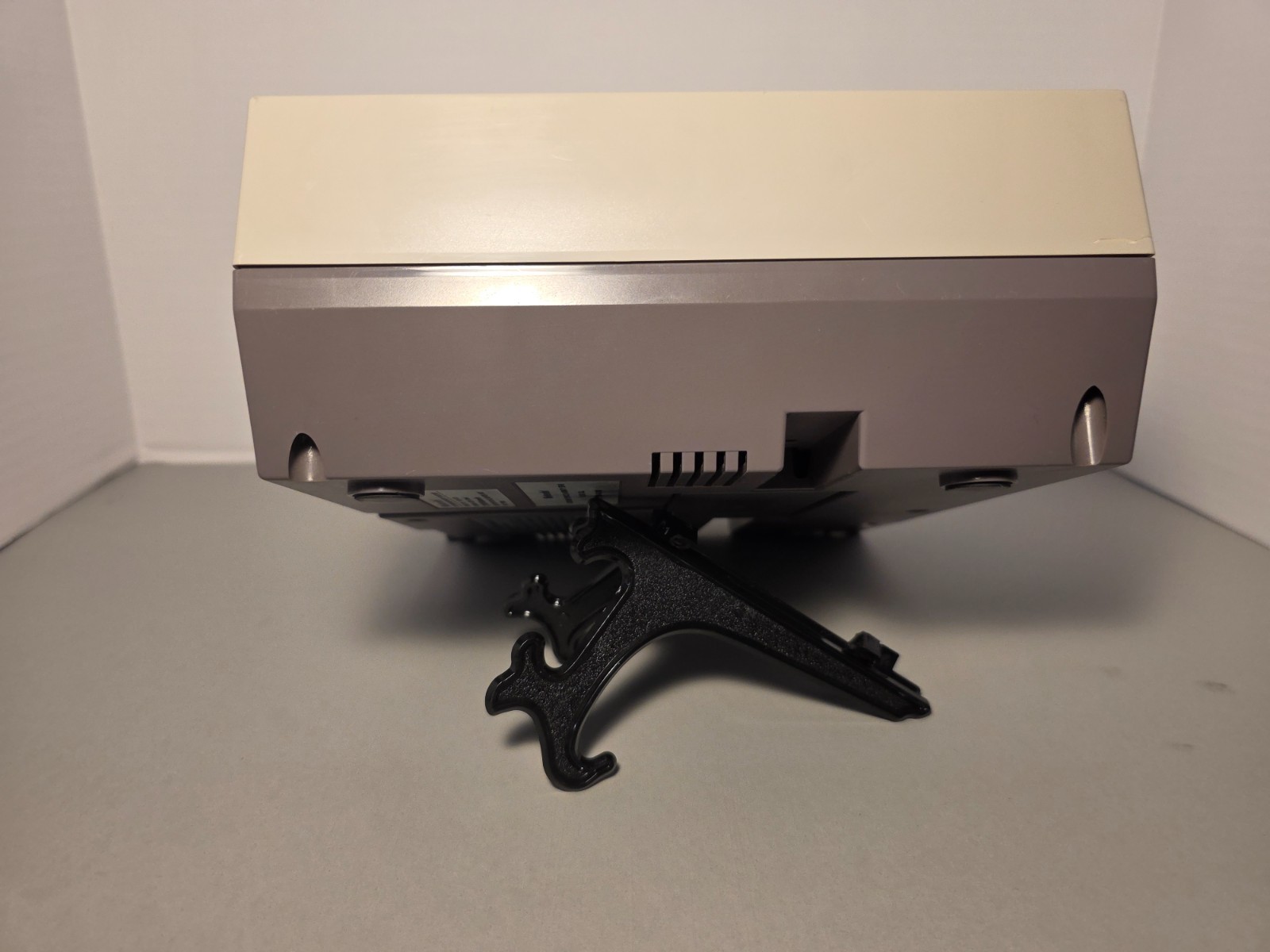 Nintendo (NES) Console Bundle, New 72 Pin Connector, – Tested Works!