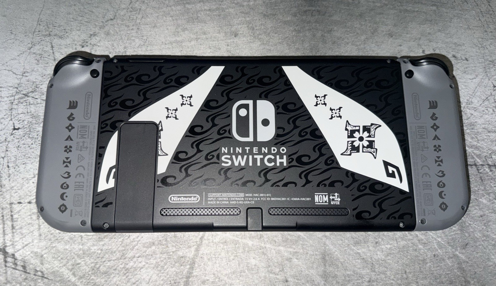 Nintendo Switch Monster Hunter Rise Deluxe Edition Console Black Gray Gold