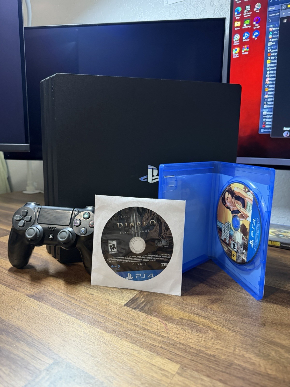 Sony PlayStation 4 Pro Bundle – Controller & 2 Games TESTED