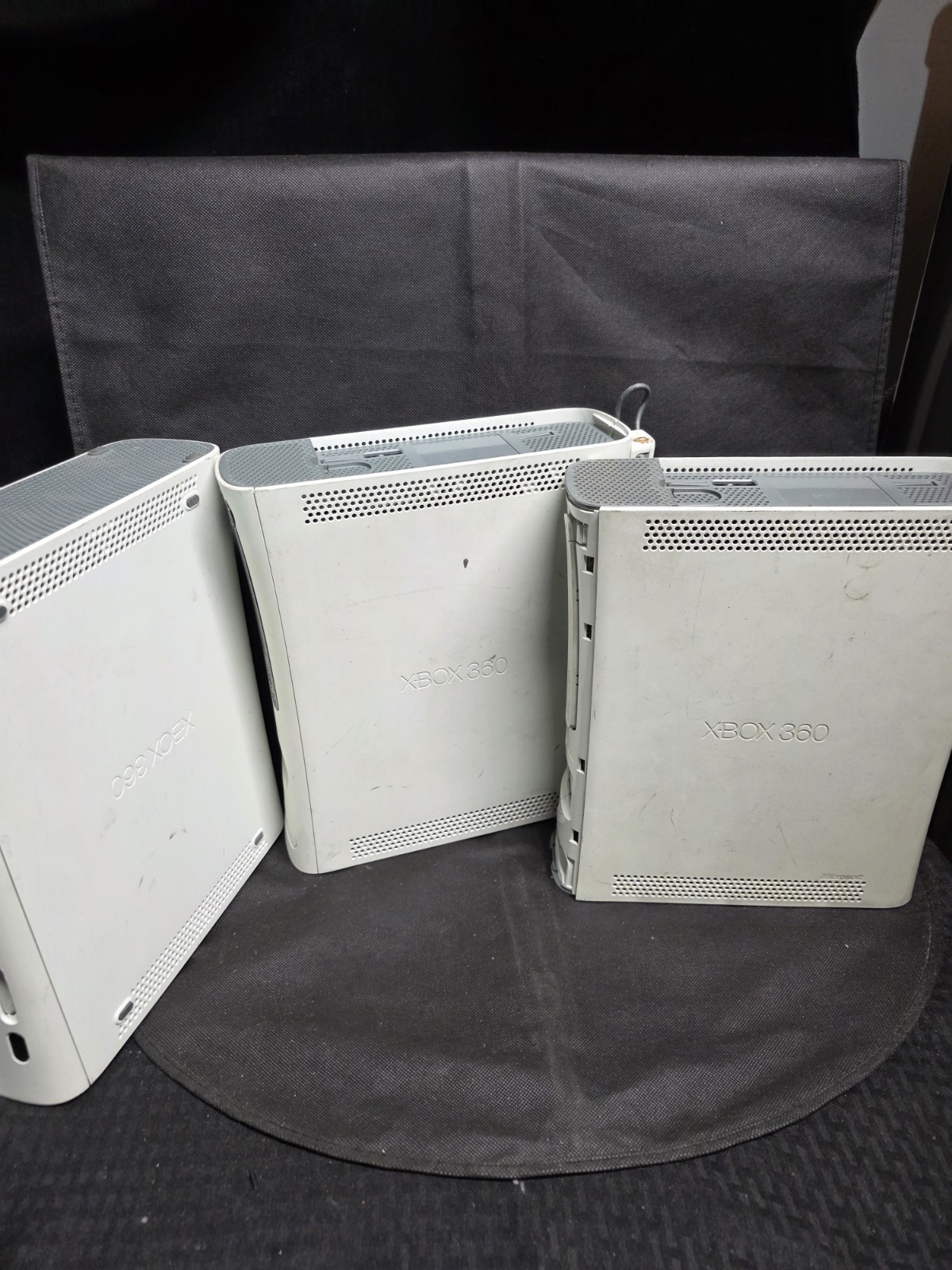 3 XBOX 360 CONSOLES