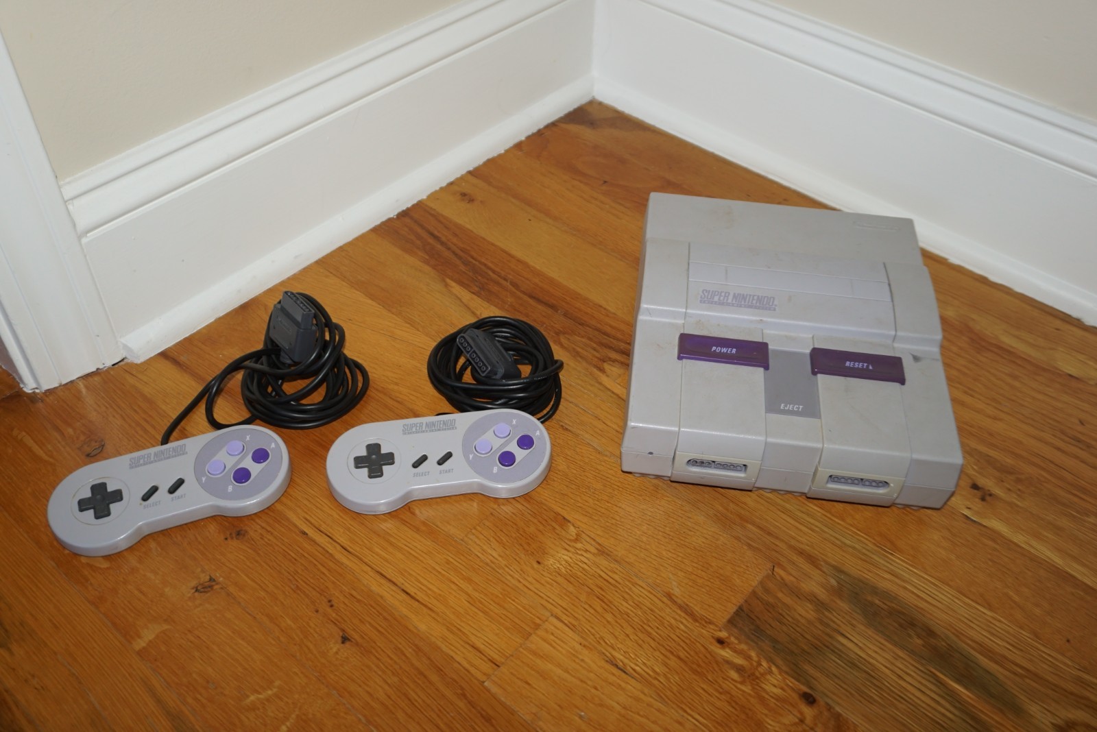 Super Nintendo Control Deck SNS-001 with two controllers-not tested