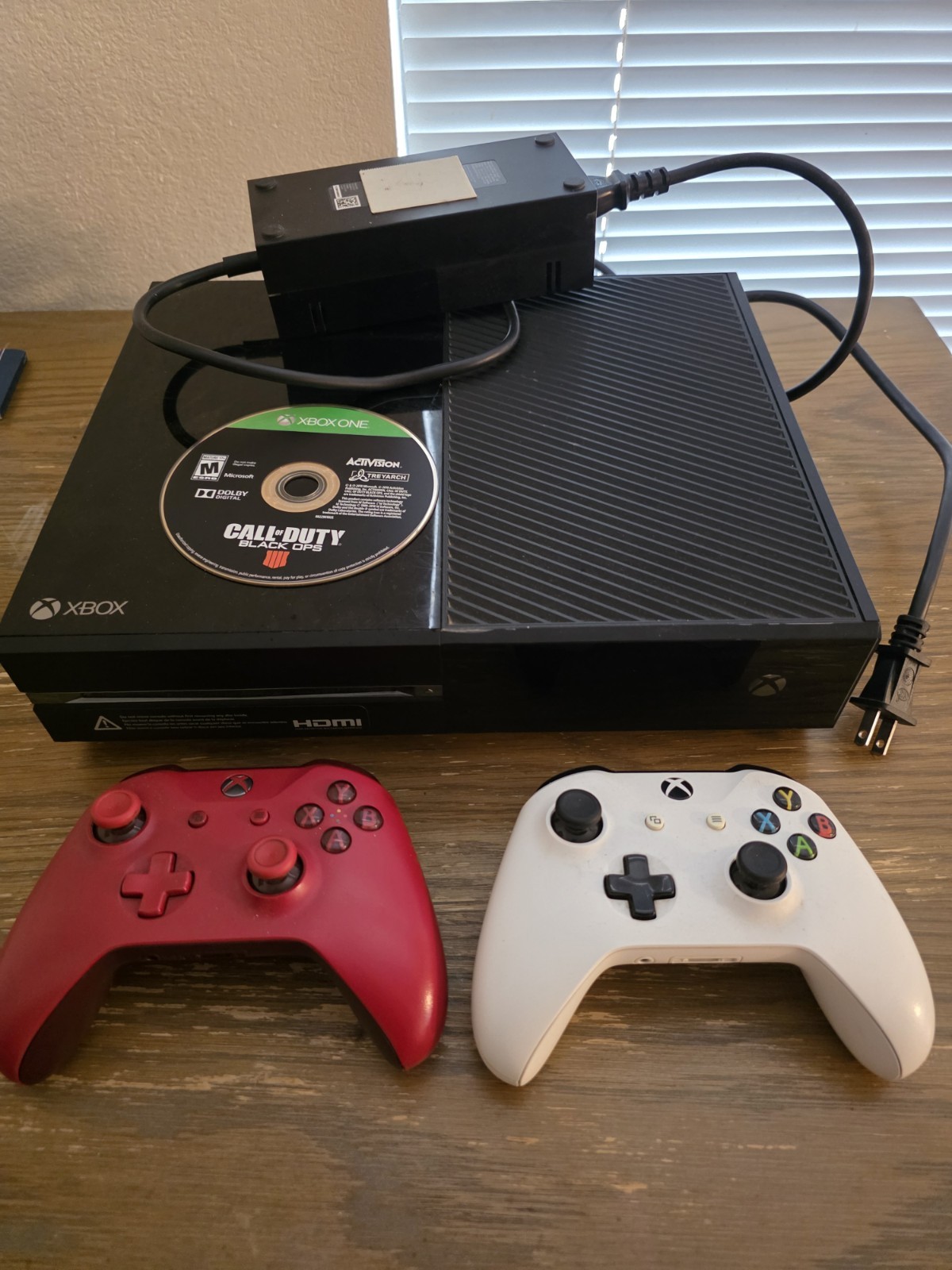 Free Shipping Microsoft Xbox One X Home Console Black w/ Wireless Controller,