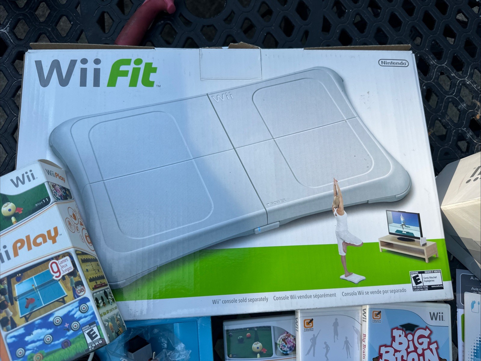 Nintendo Wii Play & Sports Console W/ 4 Games Remotes Original Box Original Box