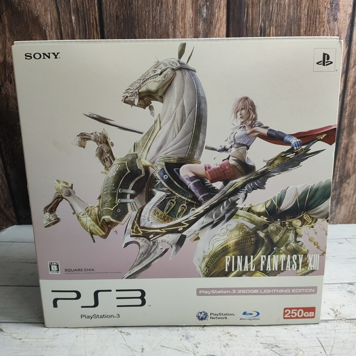 PlayStation 3 FINAL FANTASY XIII LIGHTNING EDITION CEJH-10008 250GB PS3 W/Box