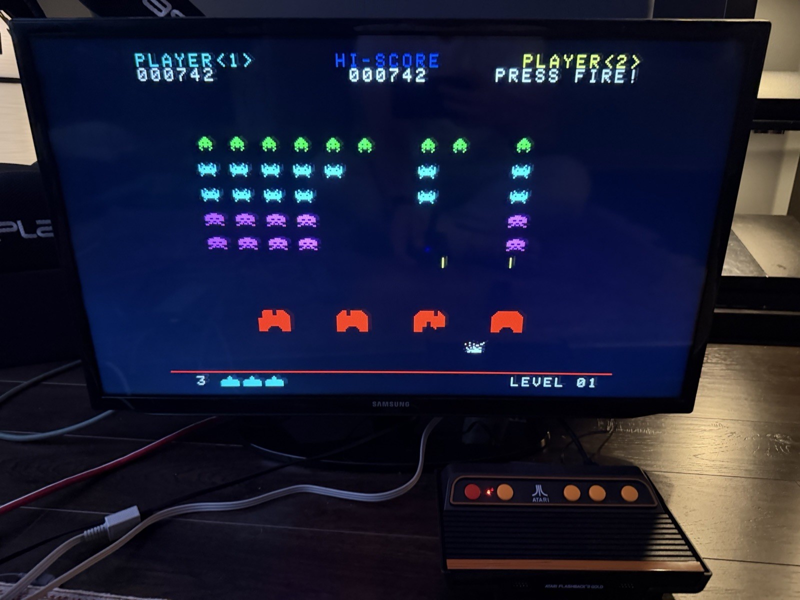 Atari Flashback 9 Gold HD Console 120 Built-in Games & Controllers -Preowned