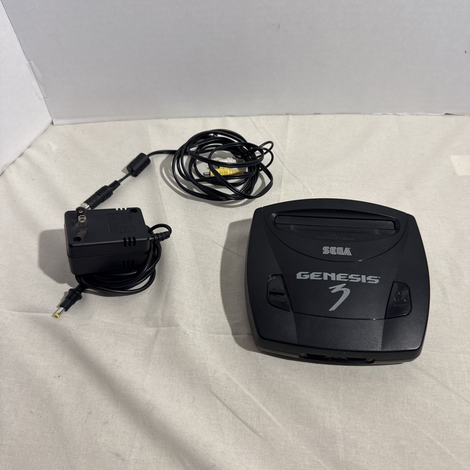 SEGA Genesis Model 3 MK-1461 Video Game Console (Tested/Working No Controller)
