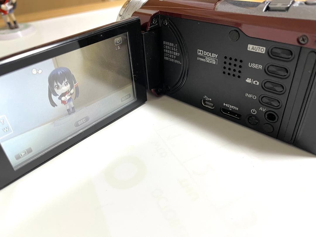 PSP Jvc Kenwood Everio Gz-E290-R With 2 Batteries Japan