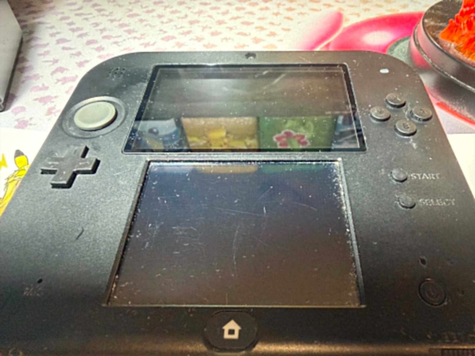 Nintendo 2DS Launch Edition Crimson Red Handheld System Red/Black Used Tested