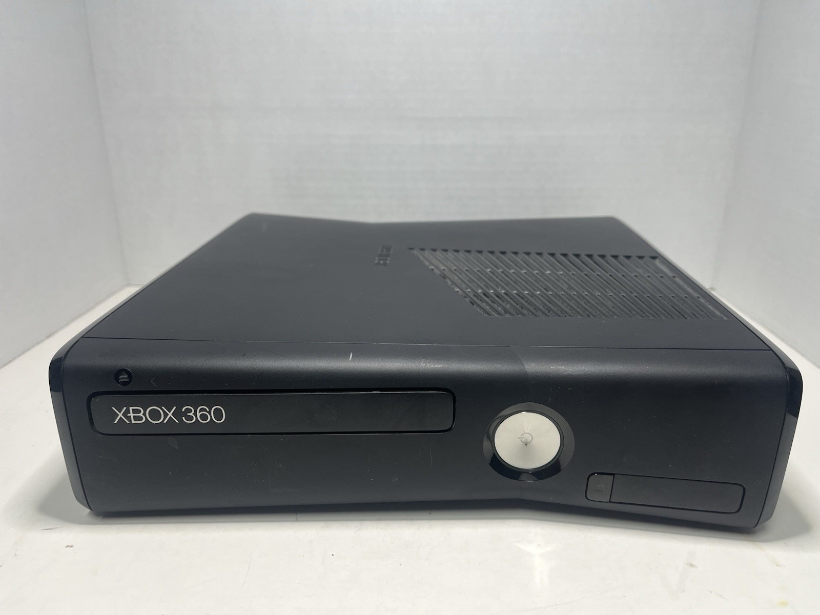 Microsoft Xbox 360 S Slim Black Console Model 1439 220GB + Power Supply – Tested