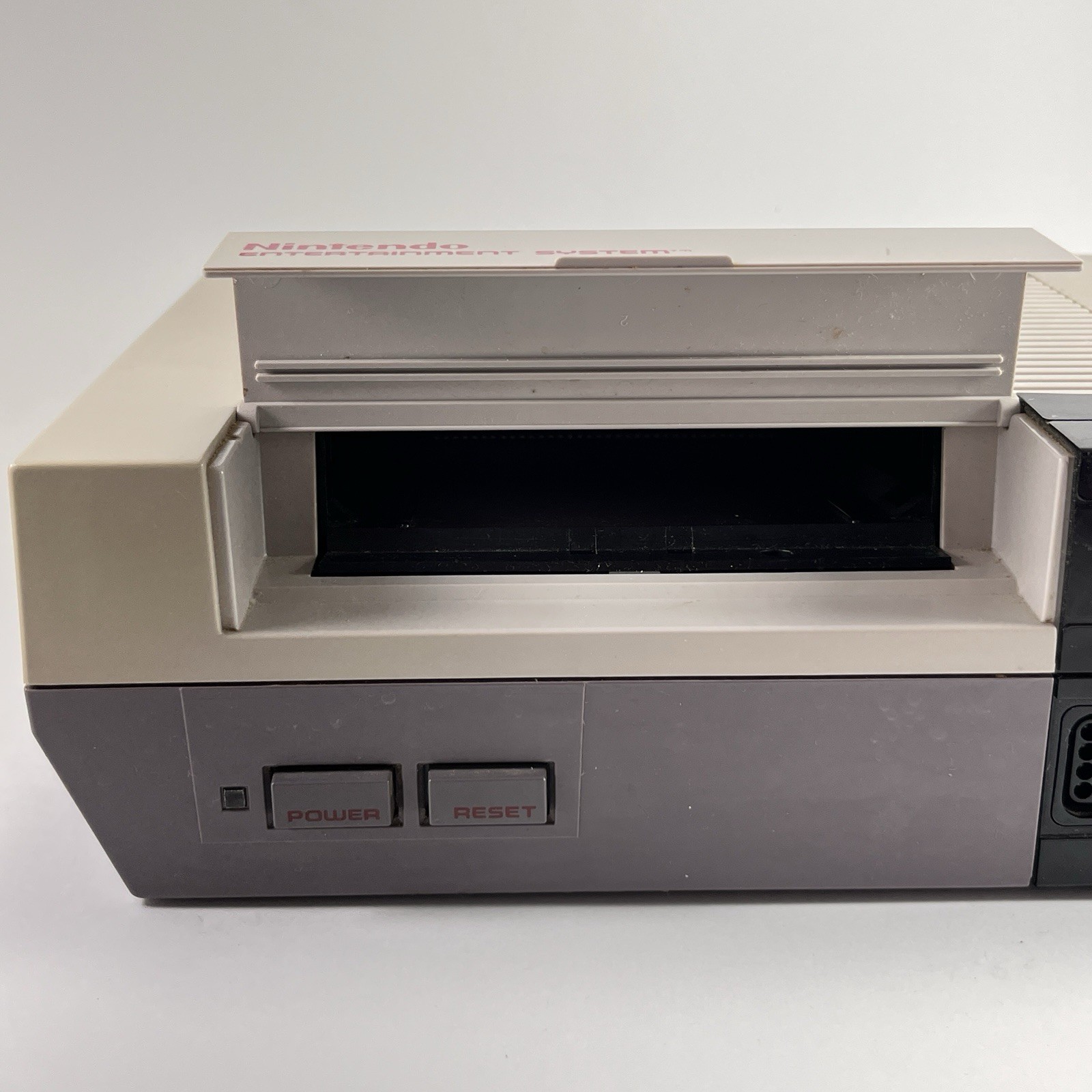 1985 Original NES Console Nintendo System NES-001, Powers On Parts Or Repair