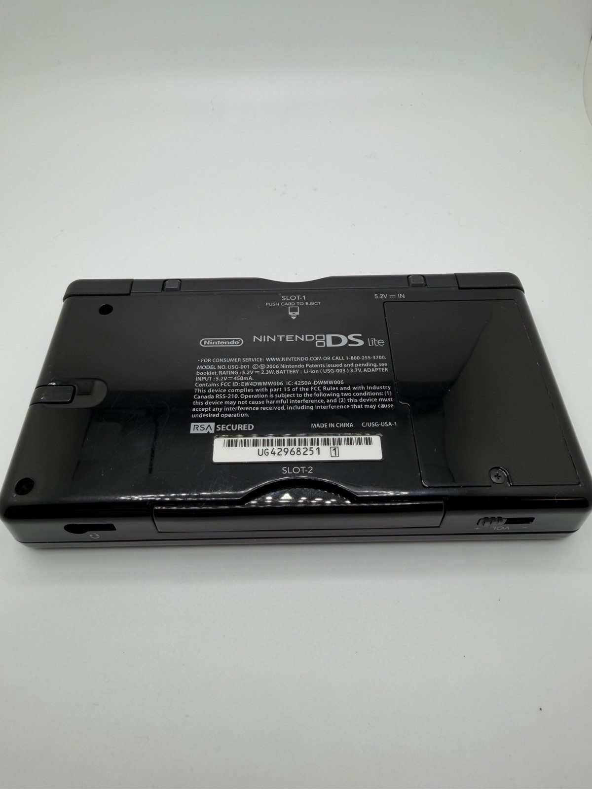 Nintendo DS Lite – Black (USG-001) Complete w/ Carrying Case & Accessories