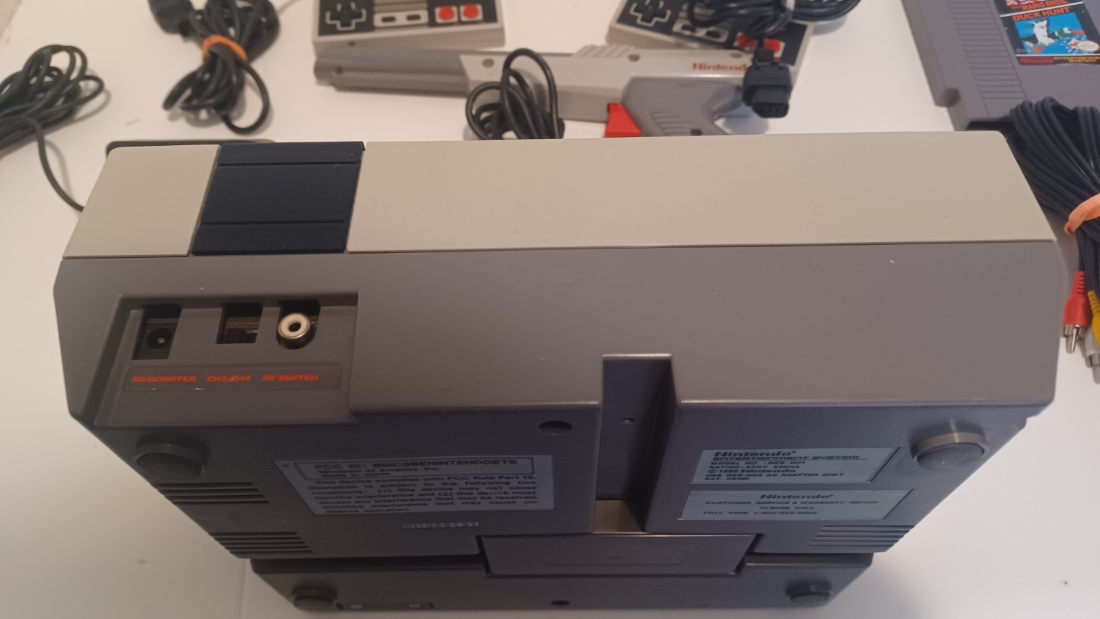 NES Console System Bundle with Super Mario Bros / Duck Hunt. New 72 Pin