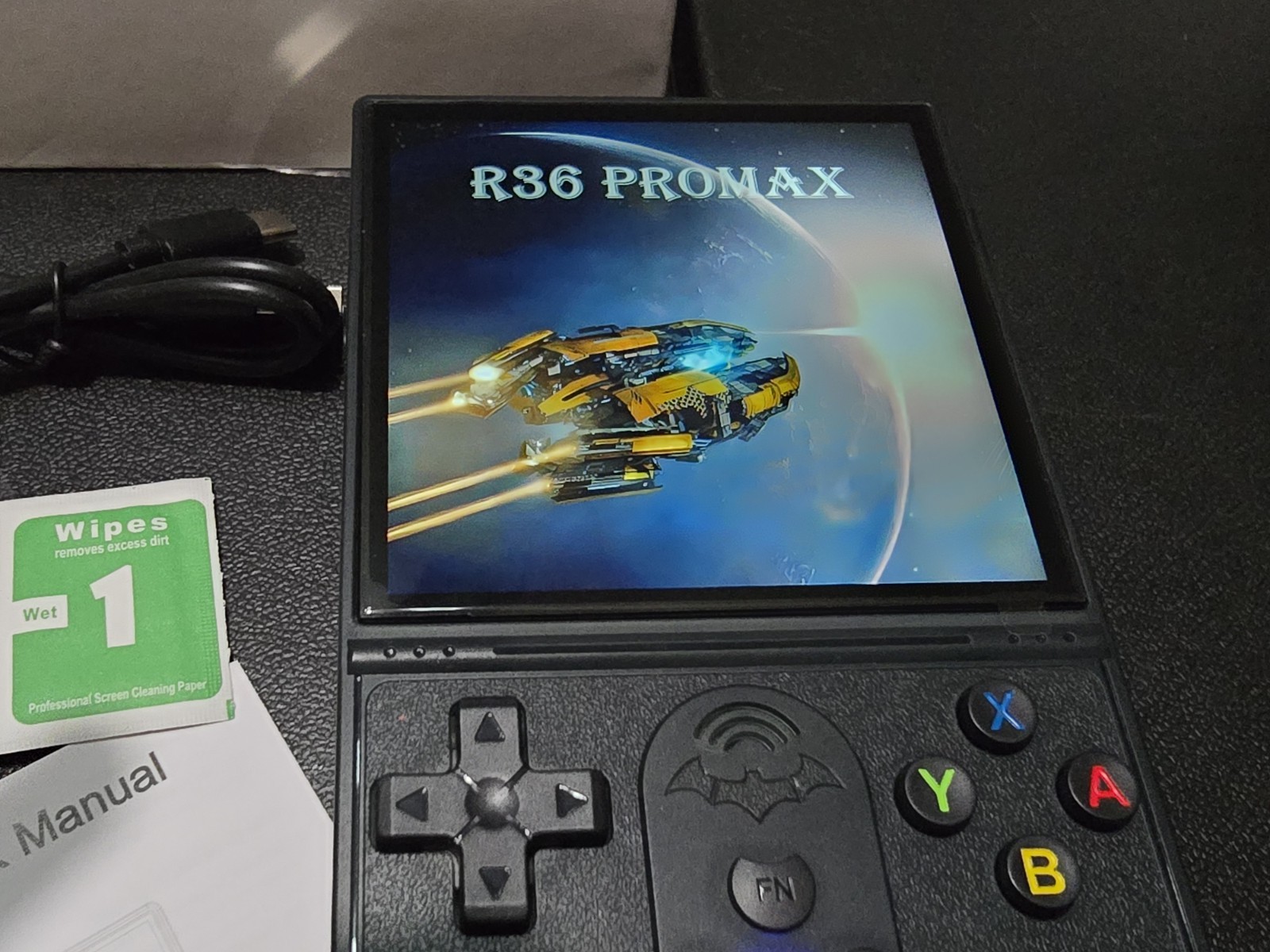 R36Pro MAX Retro Handheld Video Game Console IPS Screen BLACK Nes Sega Ps