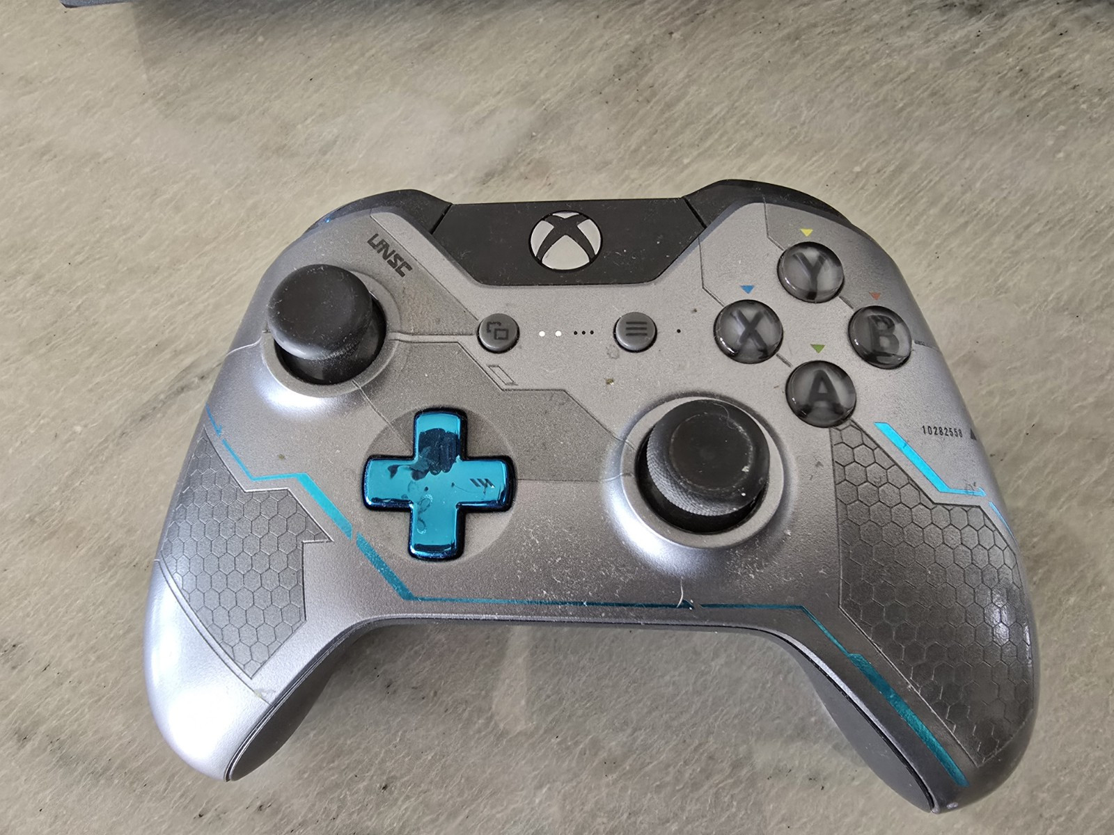 Microsoft Xbox One Halo 5: Guardians Limited Edition 1TB Black & Silver Console