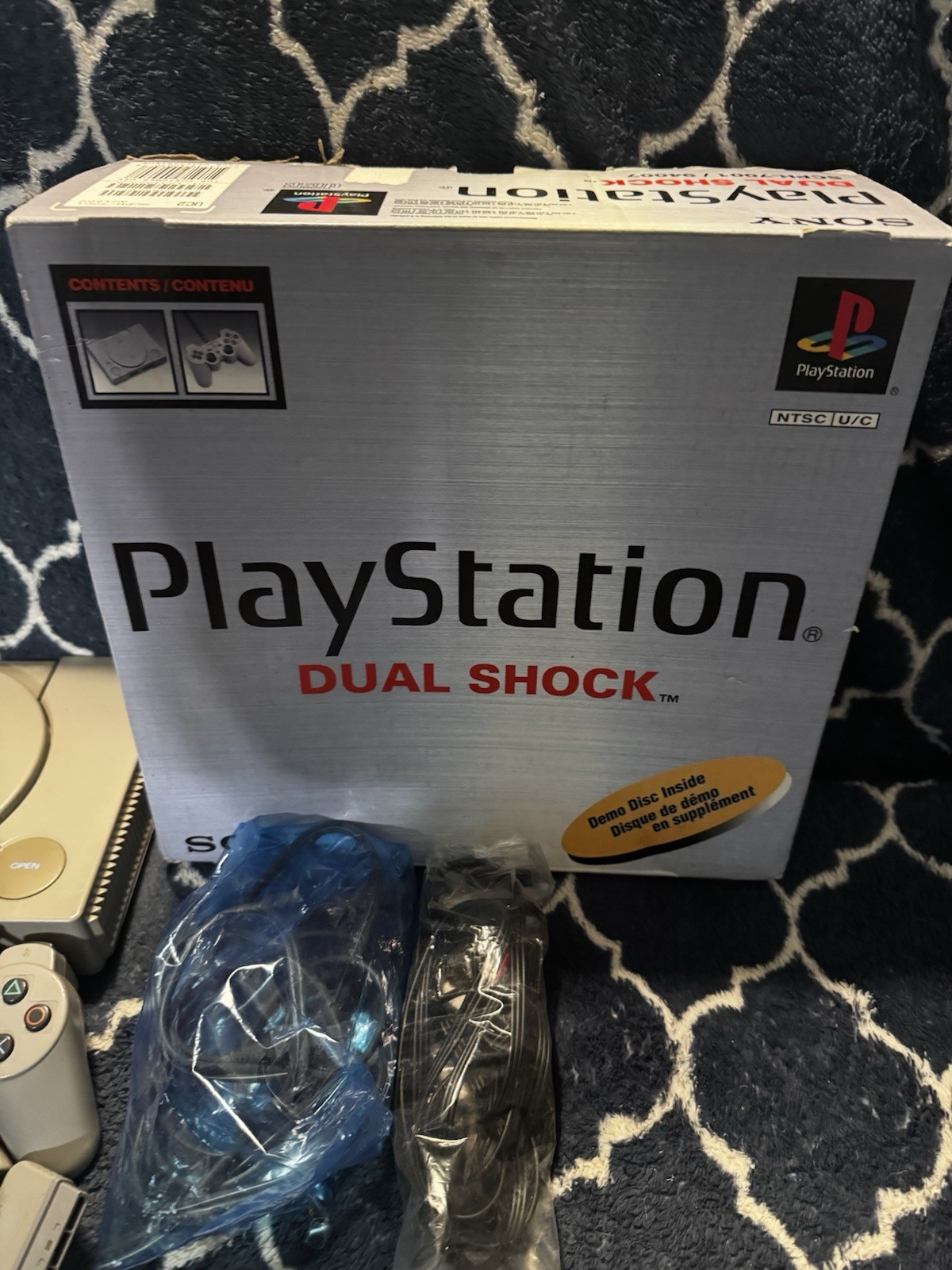 Sony Playstation 1 SCPH-7501 Console Bundle 1 Game 2 Controllers w/ Box Tested