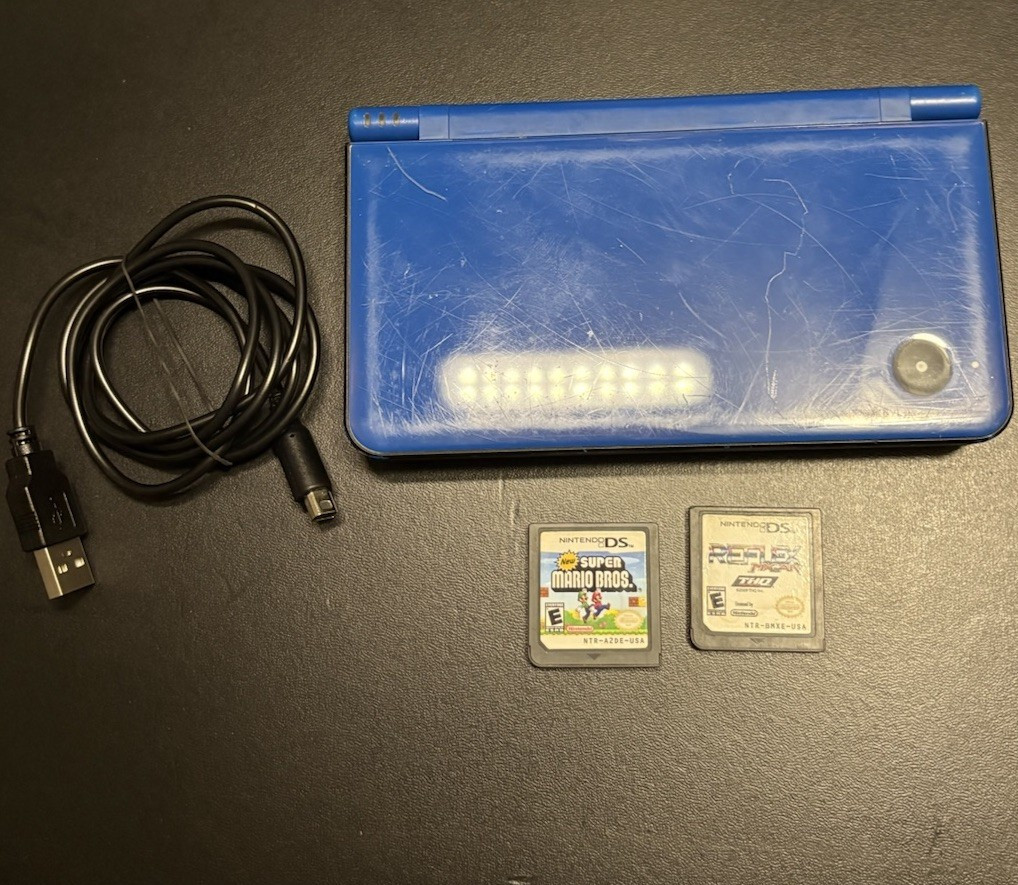 Nintendo DSi XL Midnight w/ USB charger, includes 2 Games, no stylus