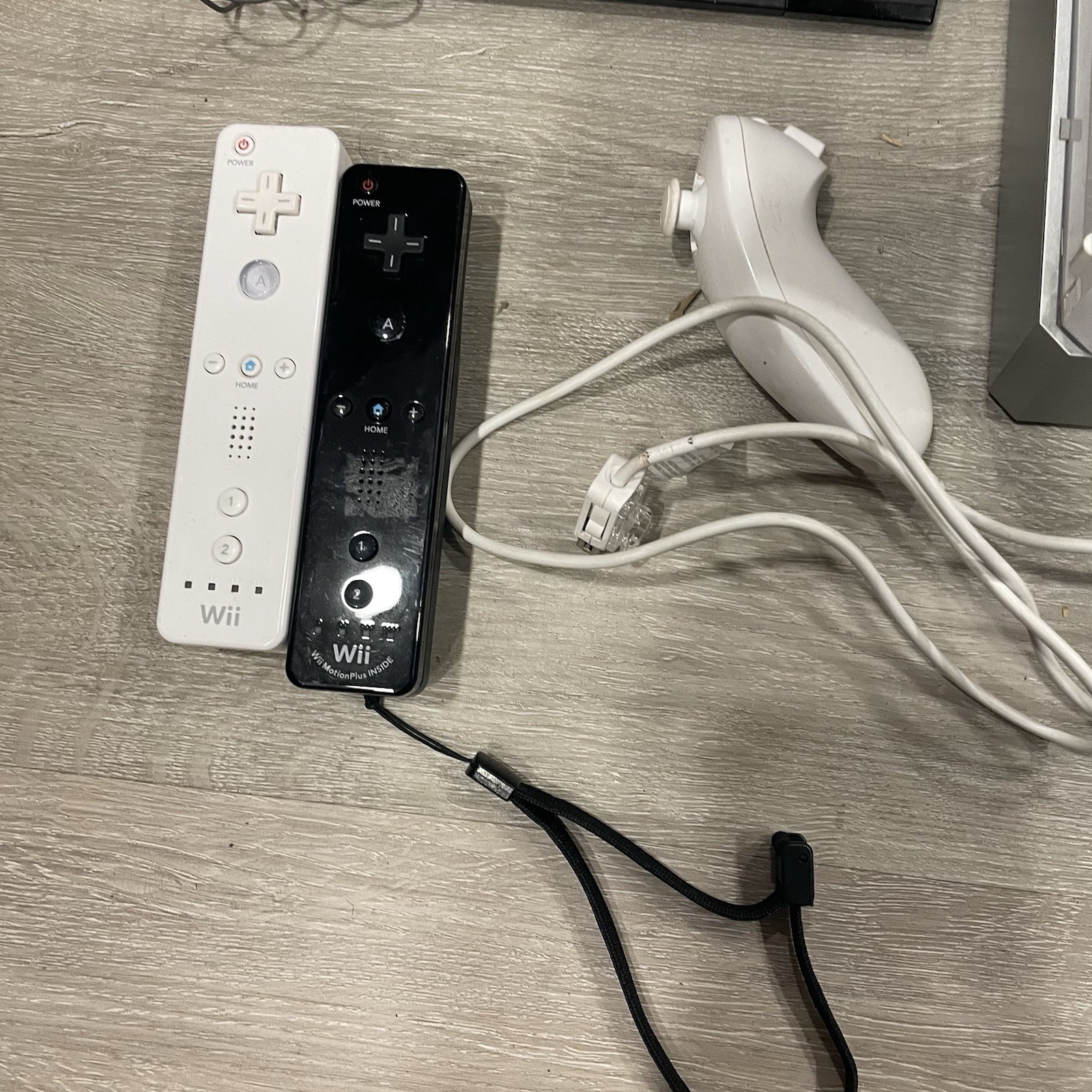Nintendo Lot 3 Consoles. 2 Wii- 1 GameCube-3 Remotes- UNTESTED