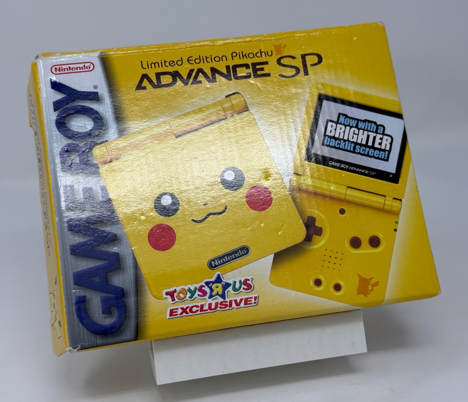 Nintendo Gameboy Advance SP Toys «R» Us Exclusive Limited Edition Pikachu IN BOX