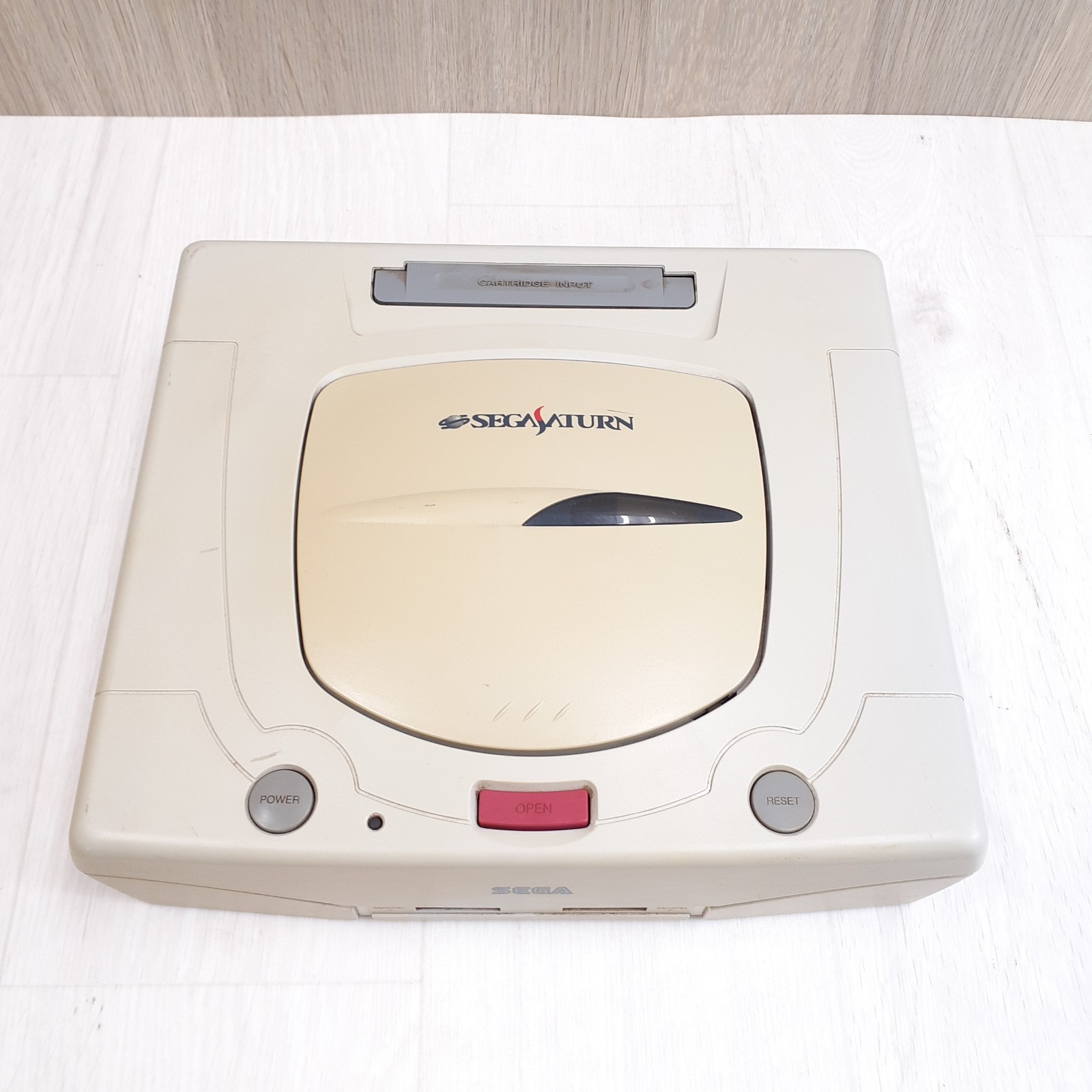 Sega Saturn Console Japanese White JUNK broken for parts * Does not read discs *