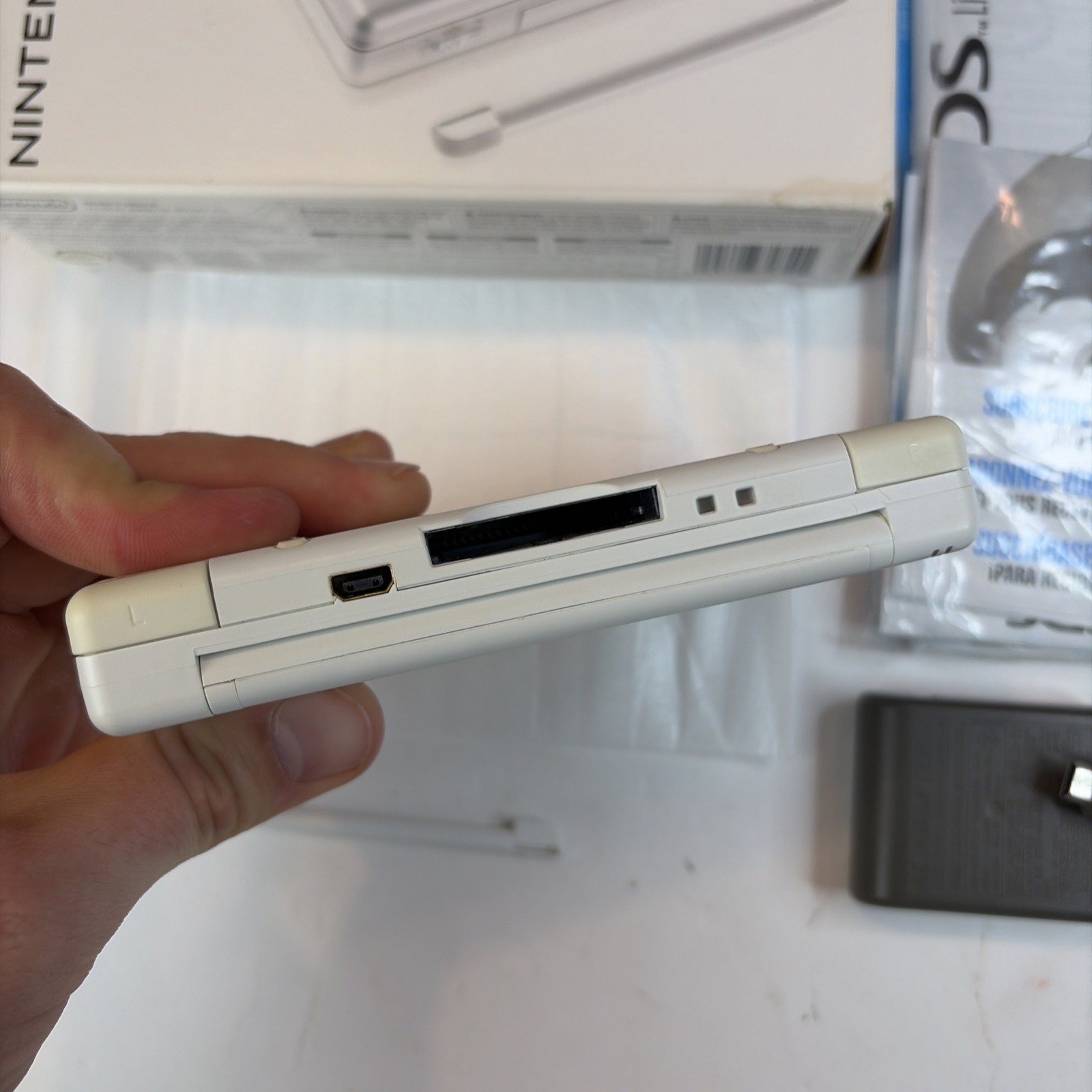 Nintendo DS Lite Polar White Handheld System Complete In Box Tested CIB