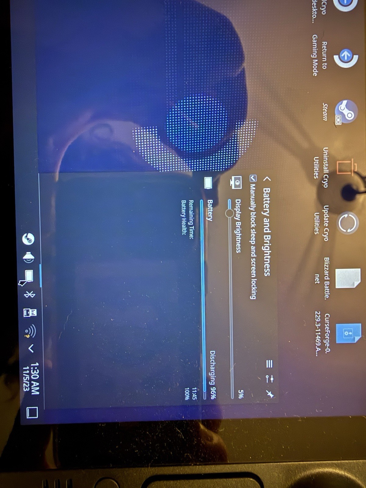 Steamdeck lCD Screen 64GB with 512 Micro SD. Case and Charger Included