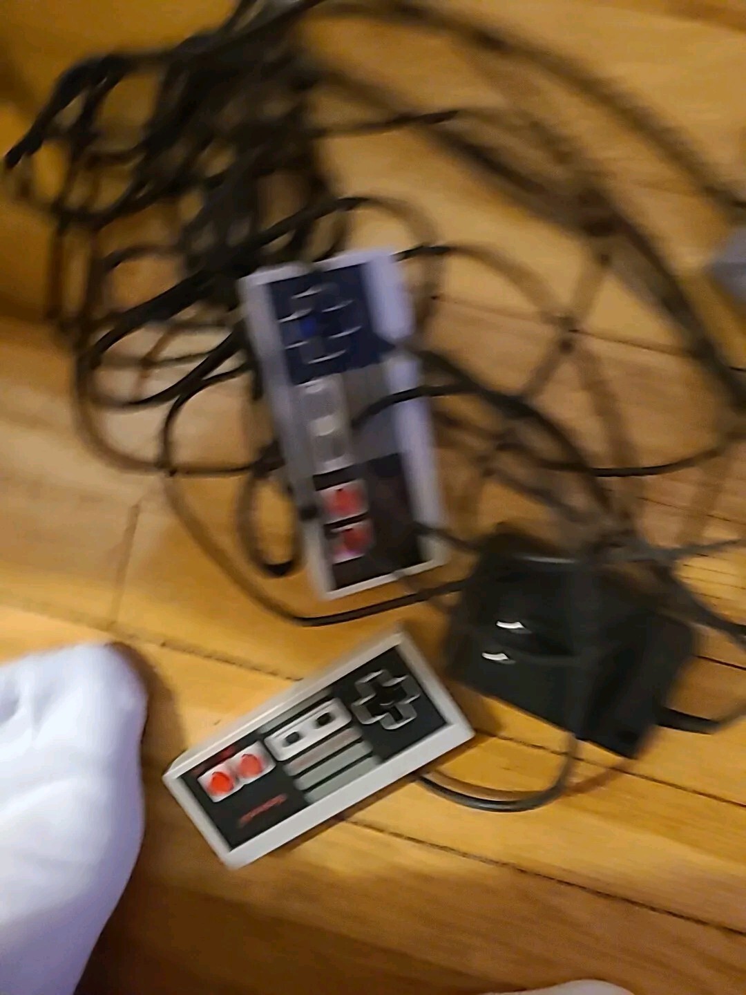 Nintendo NES Action Set Home Console – White/Gray