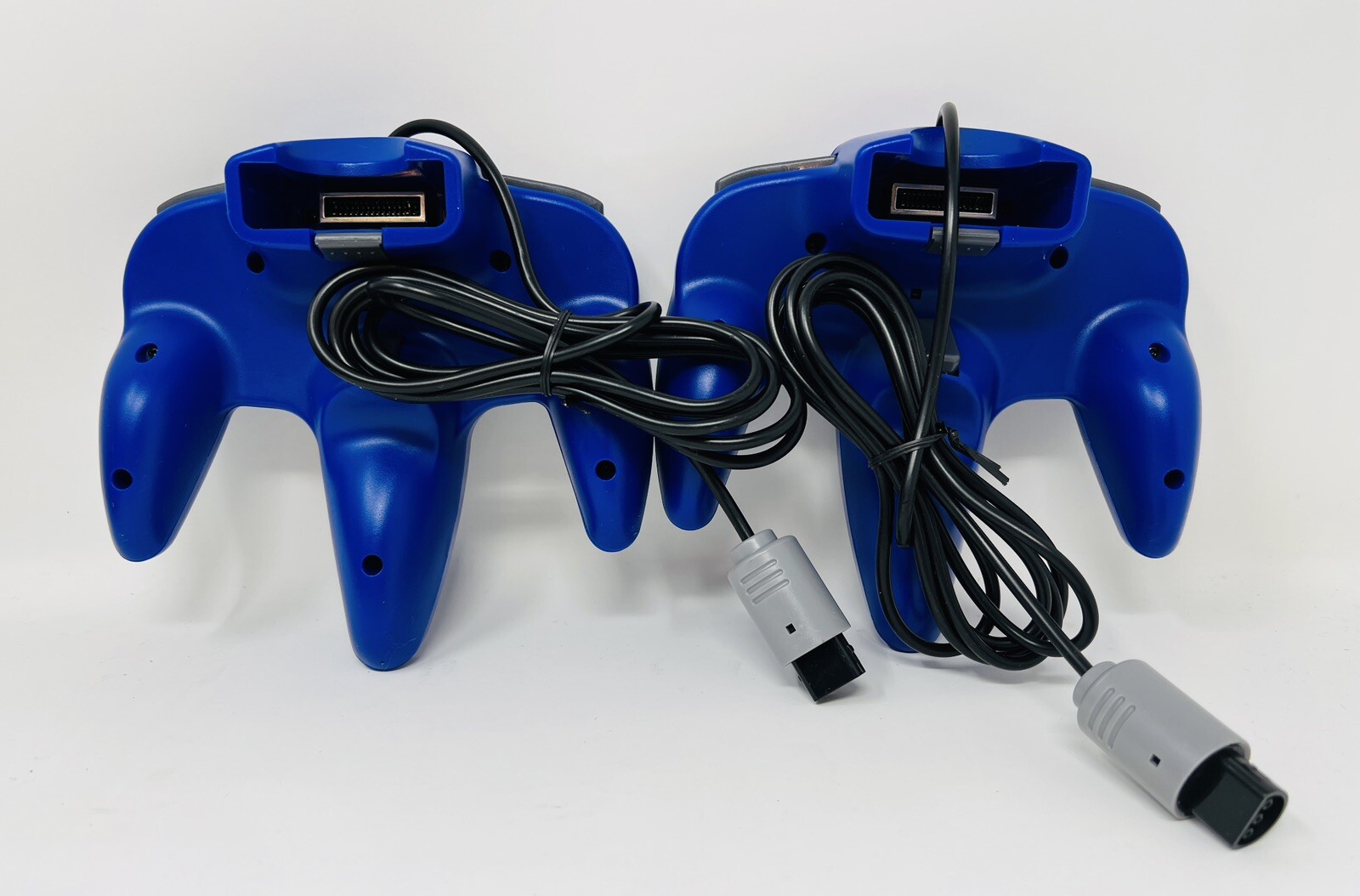 Nintendo 64 N64 System Game Console Bundle Lot 2 NEW Controllers, Cleaned Tested