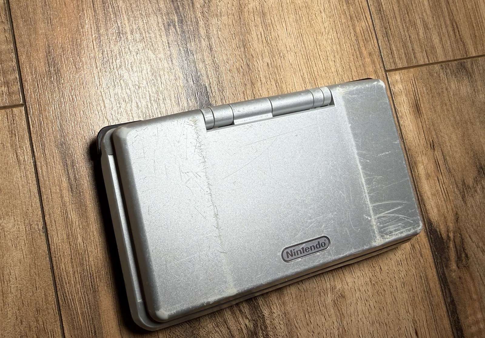 Nintendo DS Original (Titanium Silver, NTR-001) – FOR PARTS OR REPAIR – NO POWER