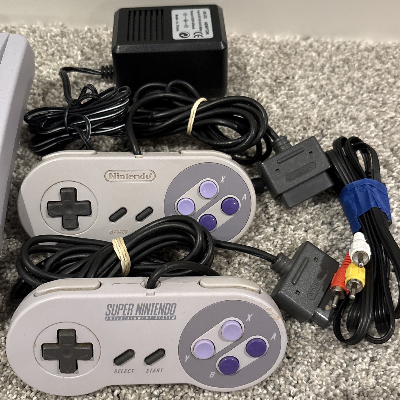Super Nintendo Entertainment System SNES Jr. Console SNS 101 Tested & Works Auth