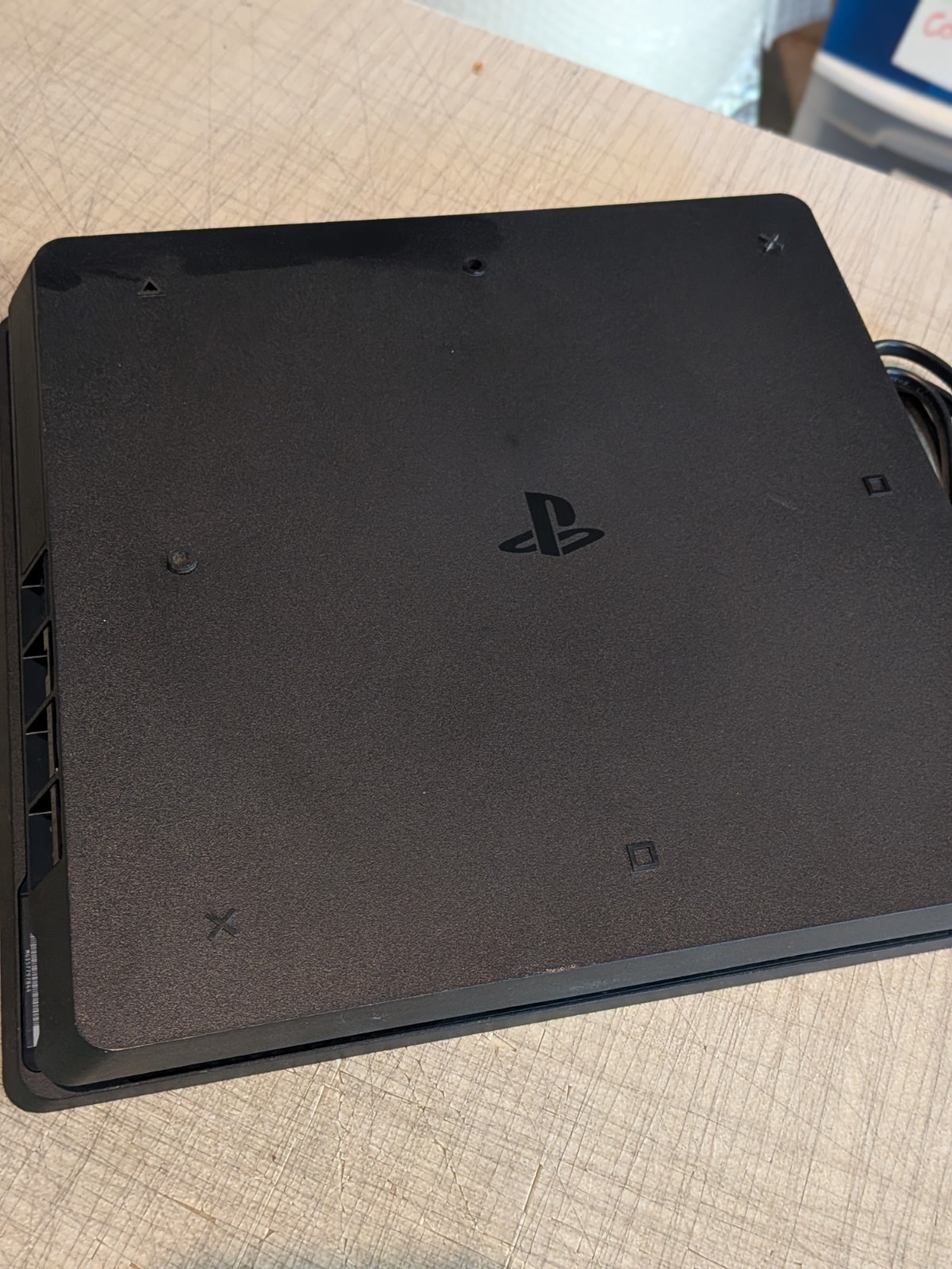 PlayStation 4 500GB PS4 Console Bundle w/ Controller & Cords 1 YEAR WARRANTY!
