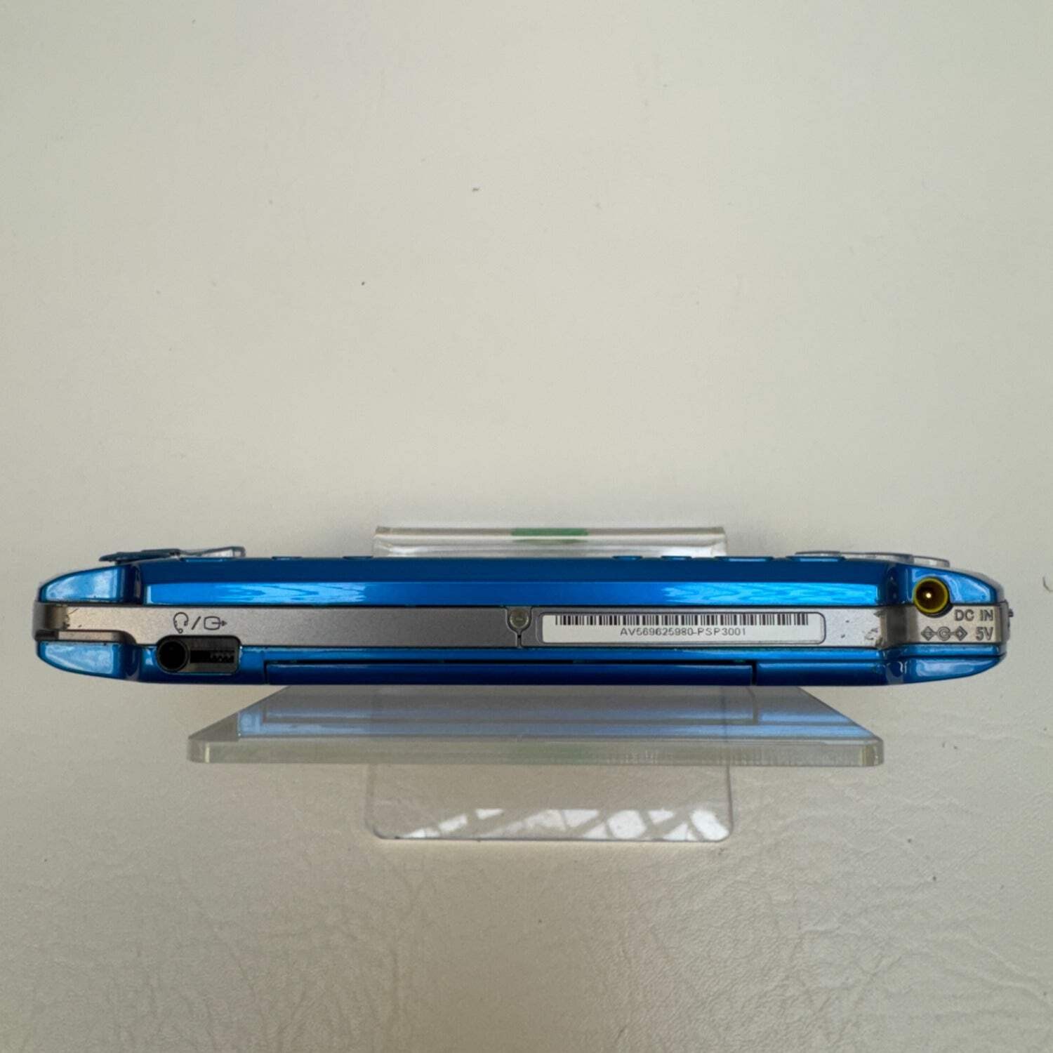 Sony PlayStation Portable PSP PSP-3001 Handheld Console Gaming System Blue