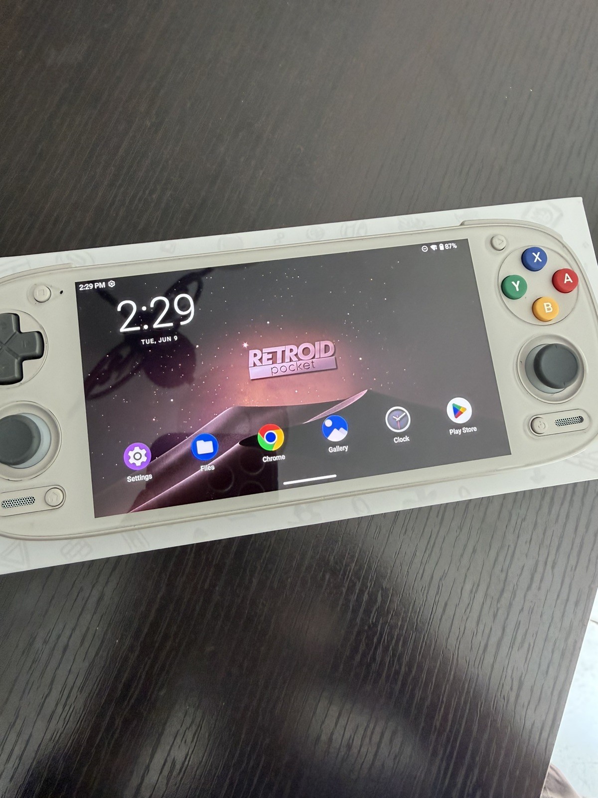 Retroid Pocket 5 16 Bit Android Gaming Console, 128GB, 5.5 Inch AMOLED