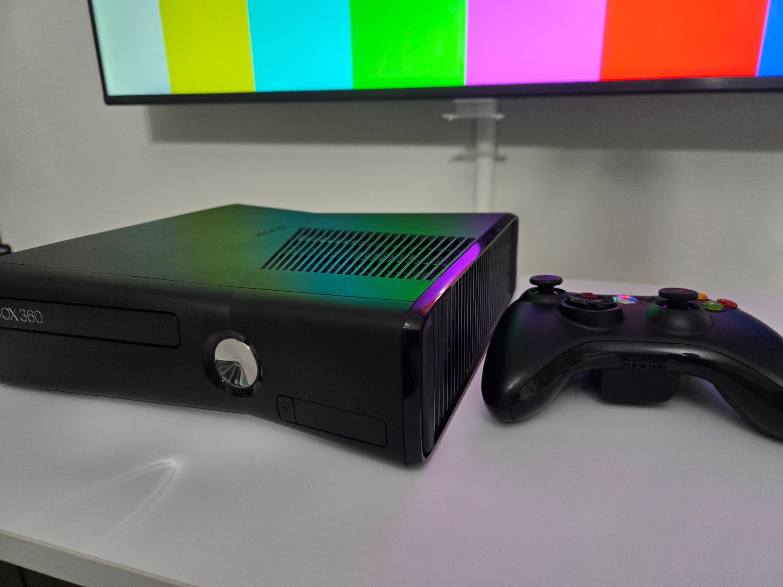 Xbox 360 S Slim Glossy Black Console 320GB HDD w/ Controller Renewed