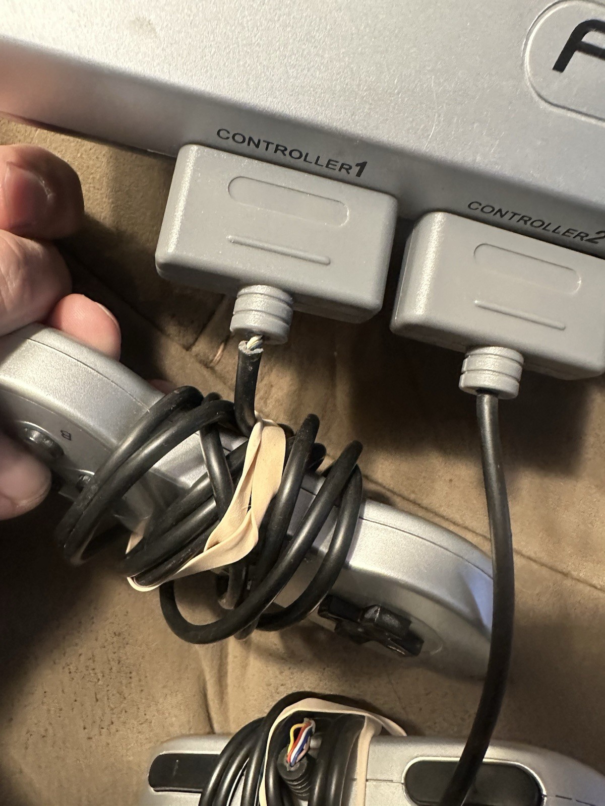 Yobo FC Twin Console SNES NES Clone System. AC Plug And 2 Controllers. WORKS!