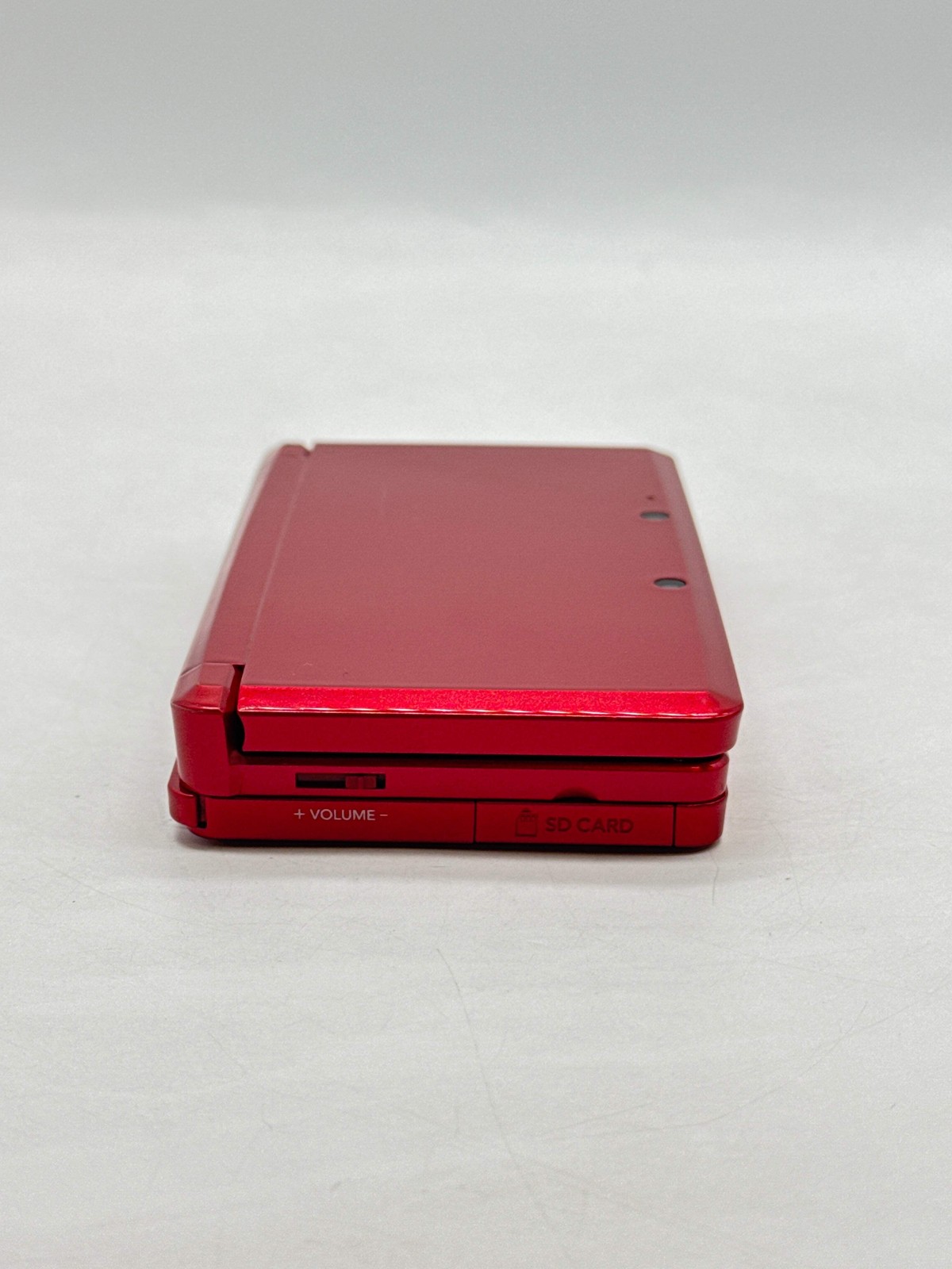 Nintendo 3DS CTR-001 (JPN) Red Video Game Handheld Console