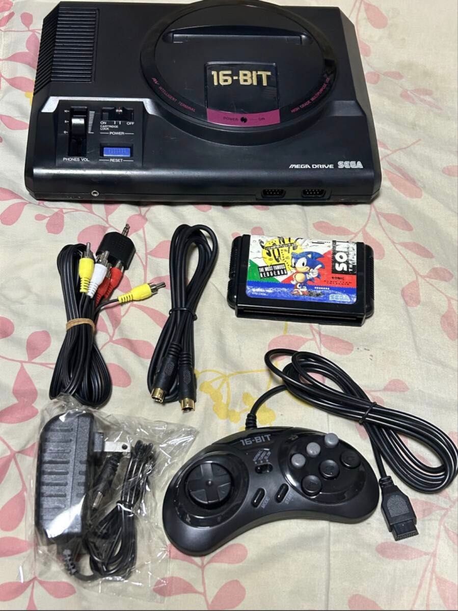 SEGA Mega Drive Console 6 Button Pad Sonic Set S-Video NTSC-J Japan